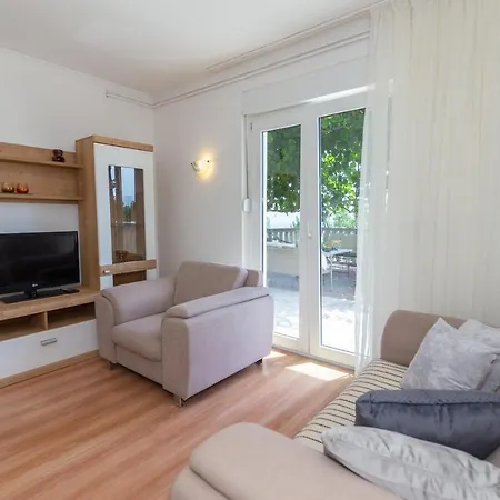 Two Lakes Apartman